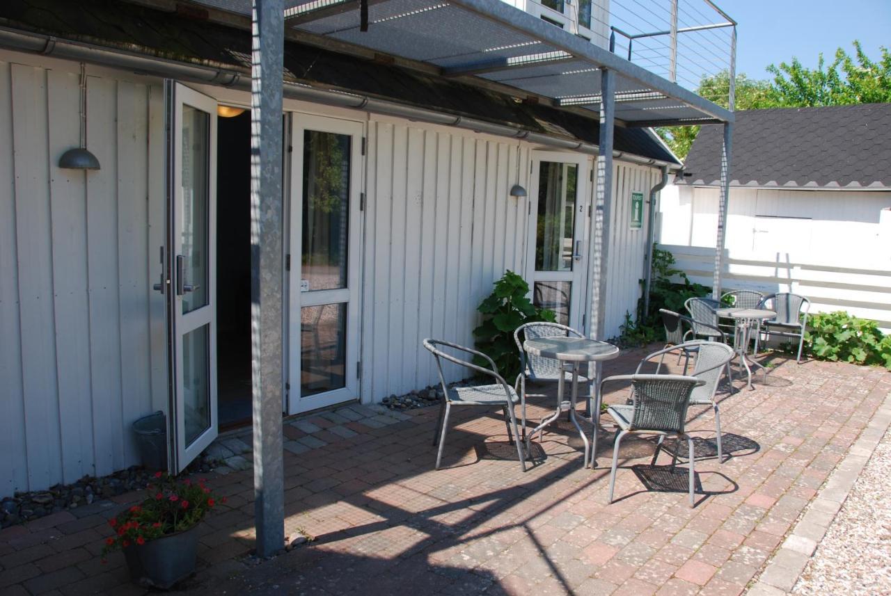 Quistgaarden Bed & Breakfast Spjellerup Exterior photo